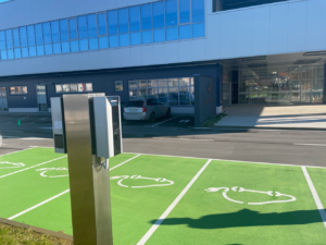 možnost polnjenja električnih avtomobilov 1